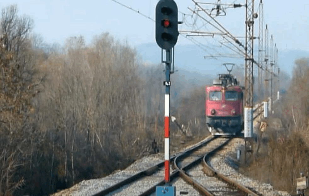 DOTRAJALA PRUGA UZROK? Iskliznuli <span style='color:red;'><b>vagoni</b></span> teretnog voza kod Pirota, železnički saobraćaj u prekidu